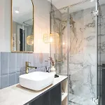Campineanu22 - Urbannest * Bukarest
